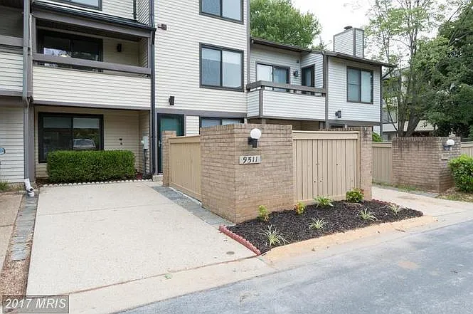 9511 Treyford Ter — Photo 4