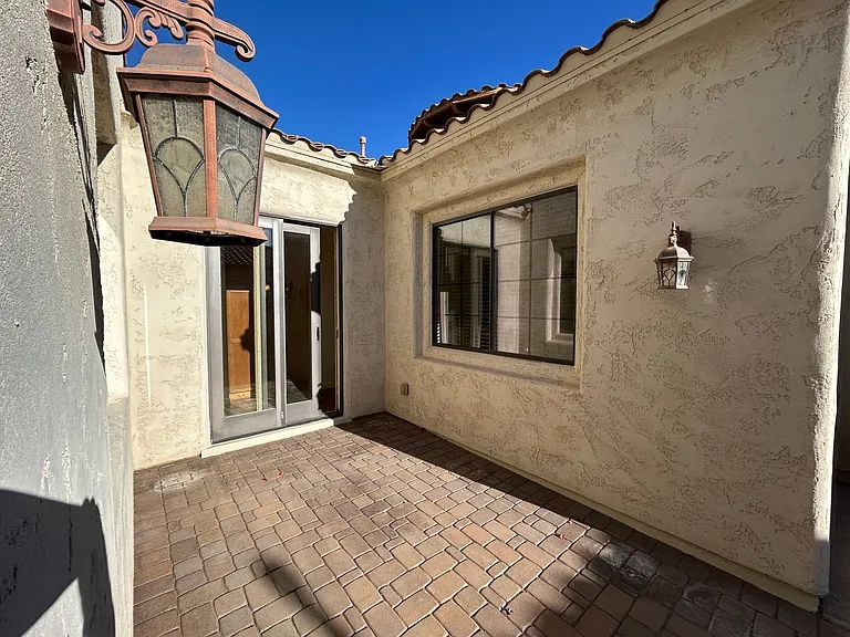 831 W Sycamore Ct — Photo 28