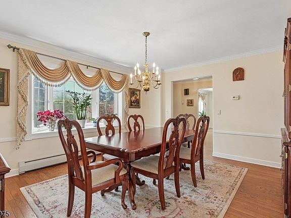 3rd image of 111 Parsonage Hill Rd