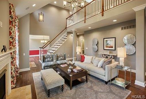 1st image of 13 Deforest Dr