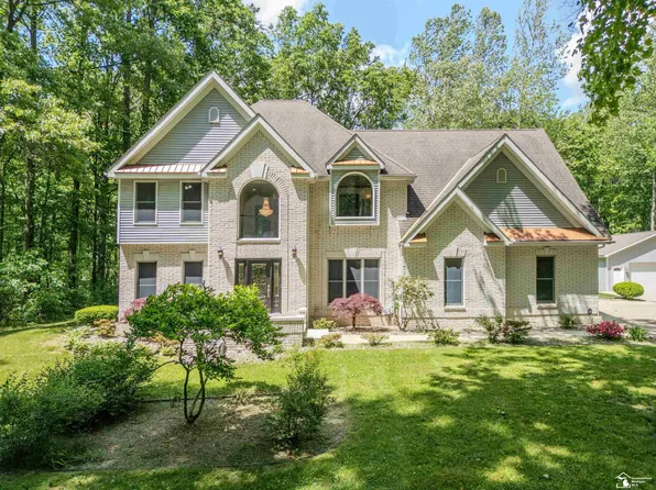 2636 Wood Rd, Erie, MI 48133