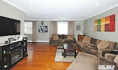 3rd image of 2453 Union Blvd APT 23C