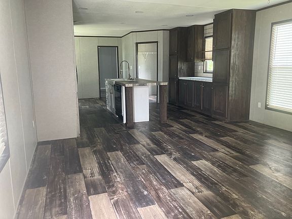 2nd image of 200 Raider Ln Trailer 45
