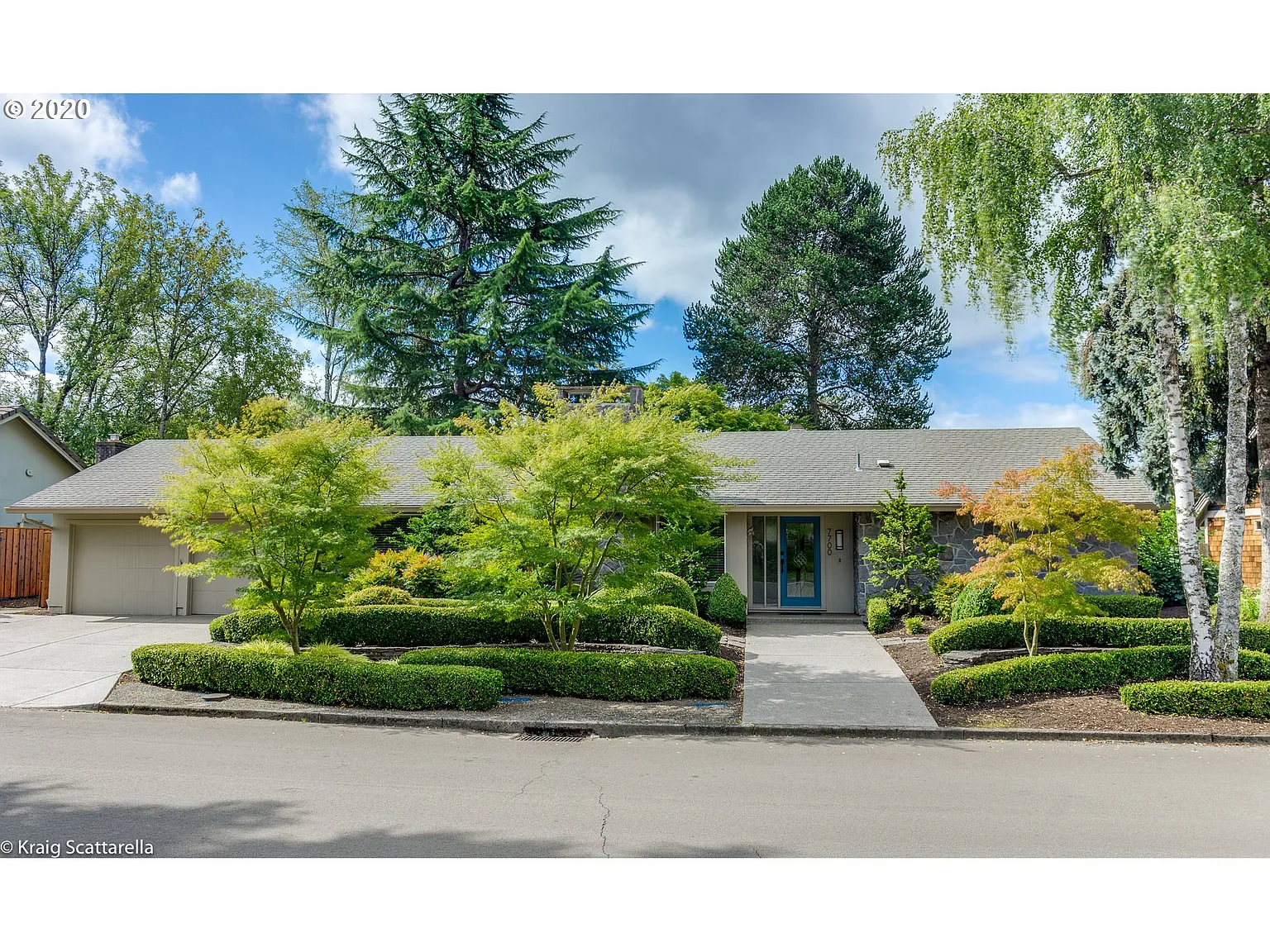 7700 SW Willowmere Dr photo 1