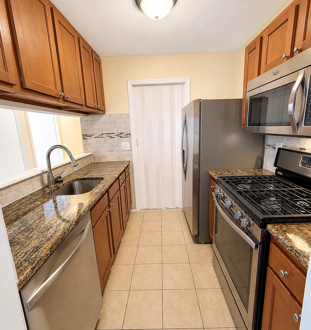 2 bed, 940 sqft, $2,200 — Photo 4