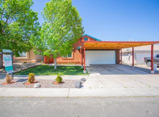 10205 Johncock Ave SW, Albuquerque, NM 87121
