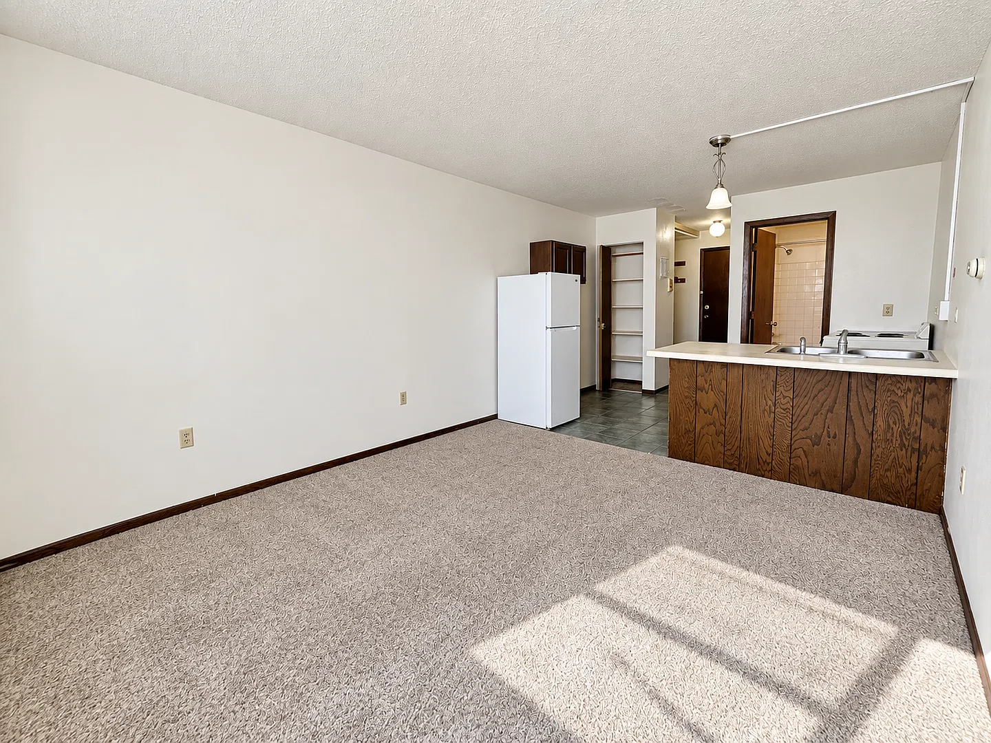 1693 Sherburne Avenue — Photo 3