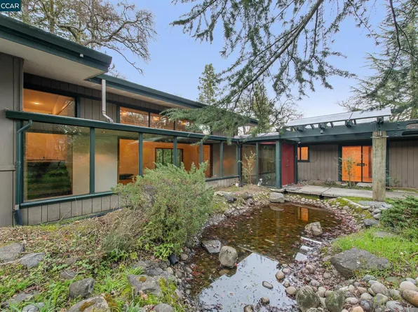 4 Sol Brae Way, Orinda, CA 94563