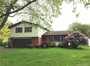 2773 Stony Point Rd, Grand Island, NY 14072