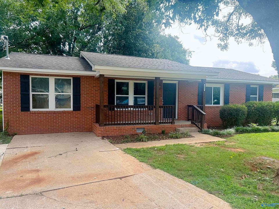 1st image of 3405 Wilks Pl SW