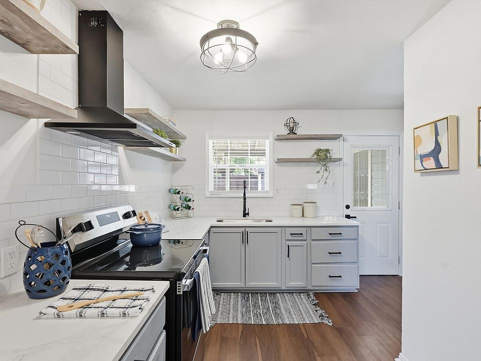 1st image of 1310 E Lovers Ln