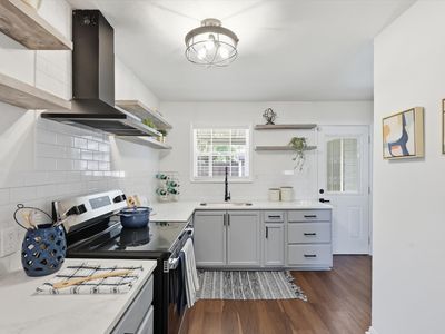 1310 E Lovers Ln, Arlington, TX, 76010