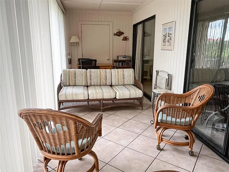 690 Bird Bay Cir #28 — Photo 21