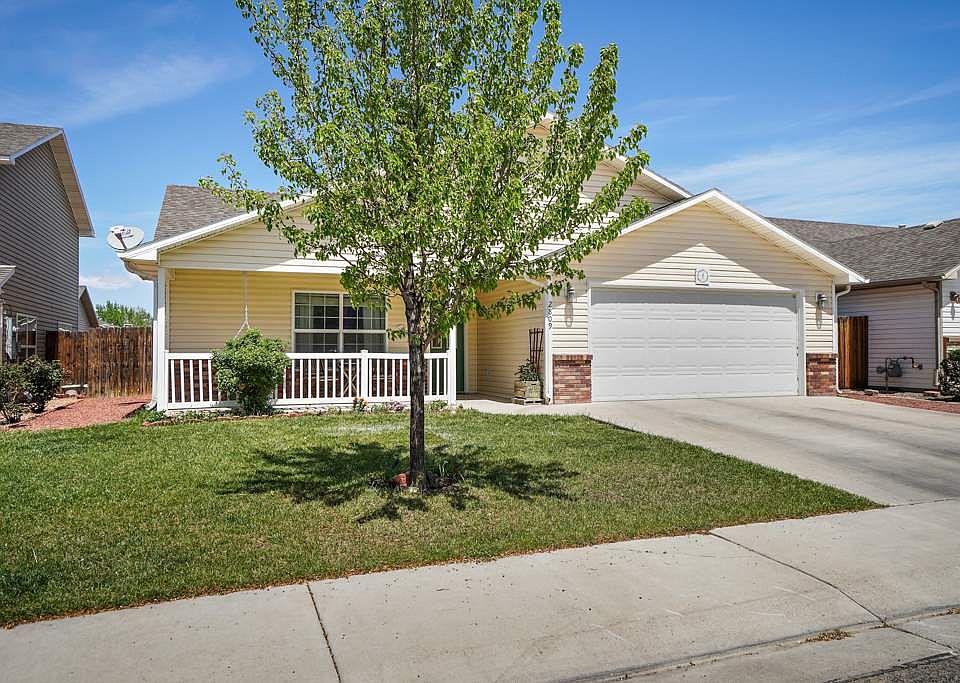 1st image of 2809 Village Park Dr
