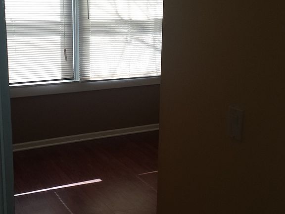 4th image of 2494 Saint Johns Ave