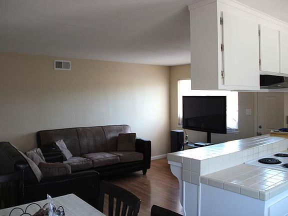 4th image of 1292 Bouret Dr Unit 4