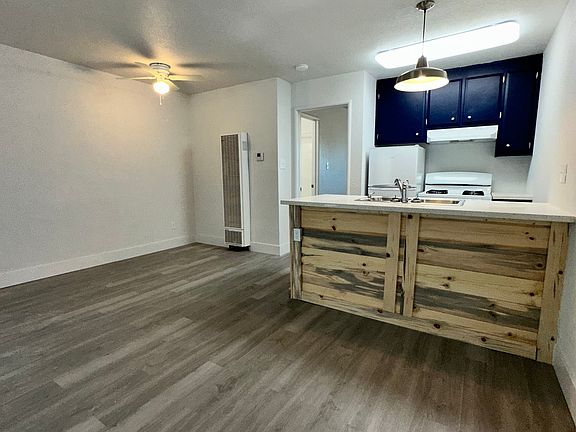2nd image of 640 W Park St APT D