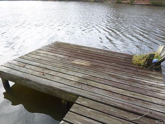 5th image of 7332A Lakeshore Dr