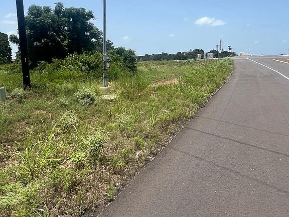 5th image of 5896 S Interstate Highway 10 Rd