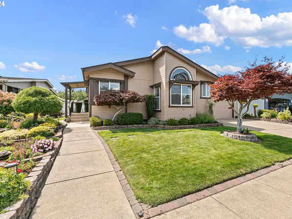 3220 Crescent Ave Space 33, Eugene, OR 97408