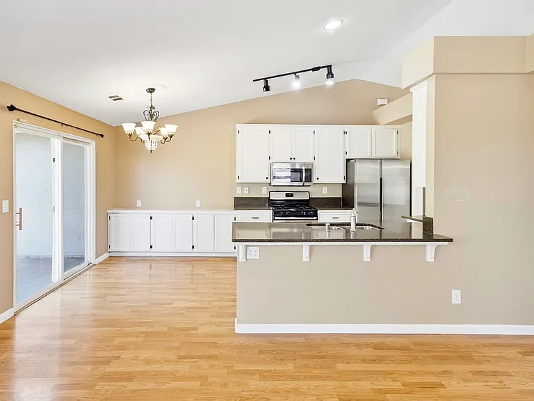 5135 Tehachapi Way — Photo 10