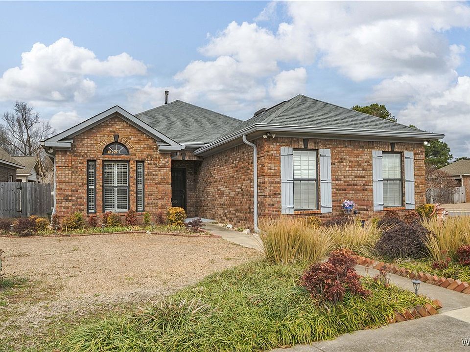 1st image of 92 Murphy Place Dr