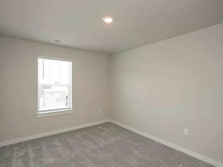 4524 Ropha Ct — Photo 36