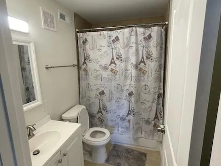 Bertha Cir — Photo 6