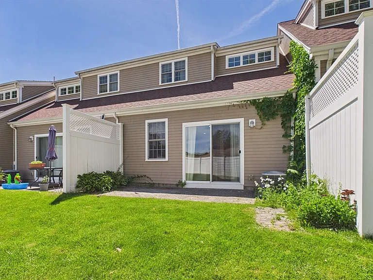 70 Endicott St #405 — Photo 13