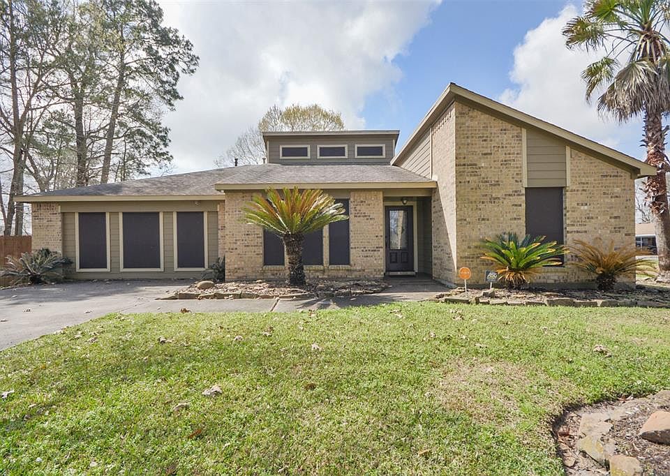1st image of 3639 Lake Breeze Ln