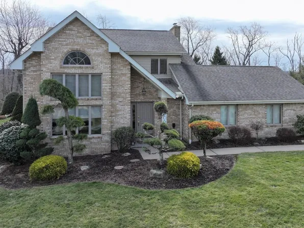 53 Hobbitt Ln, Finleyville, PA 15332