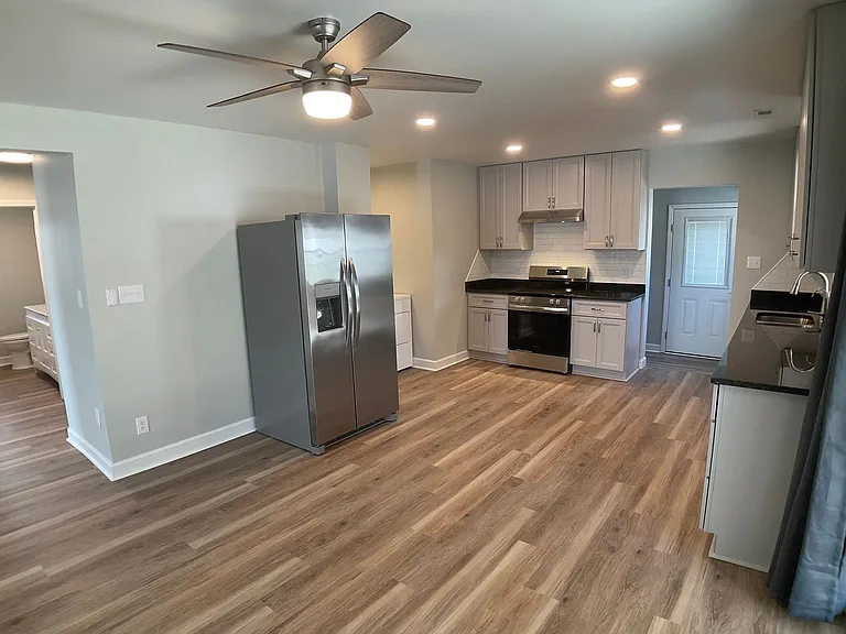 5121 Wake Forest Rd — Photo 9
