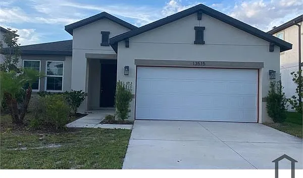 13515 Palmera Vista Dr — Photo 2