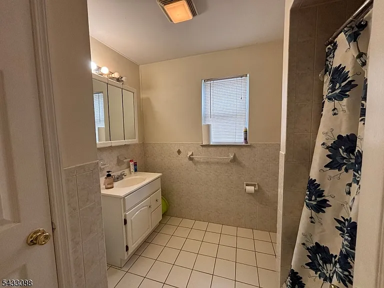 76 Port Ave #2 — Photo 9