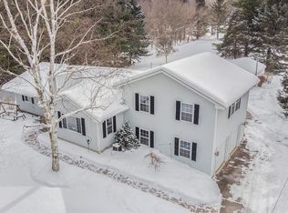 2860 E Coon Lake Rd, Howell, MI 48843