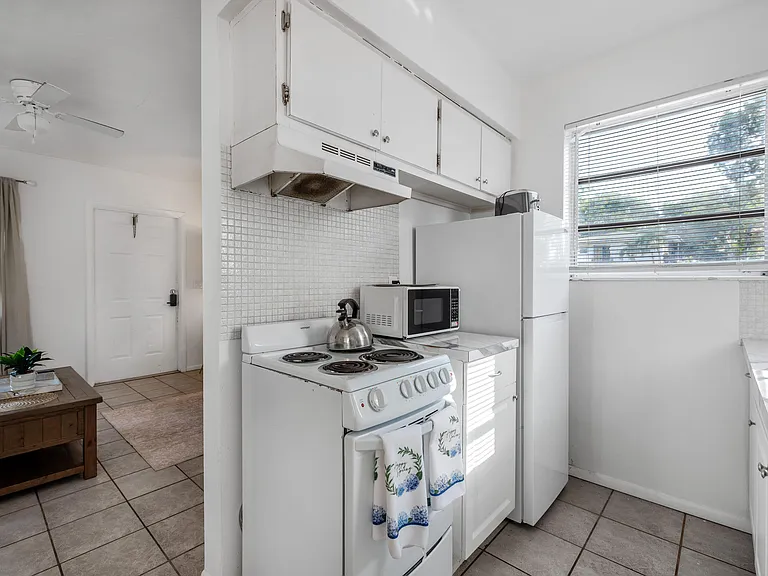 1826 Sherman St #1 — Photo 15