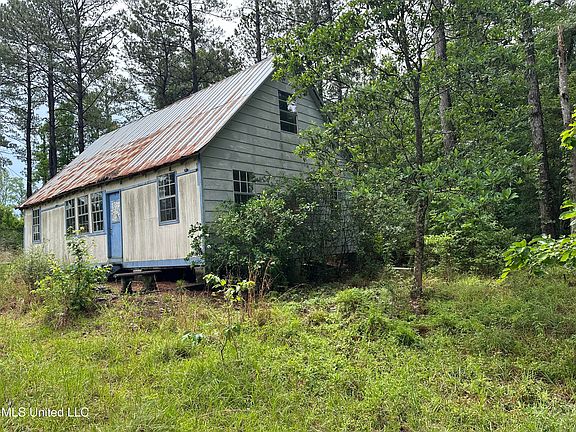 3rd image of 261 Tom Chance Rd