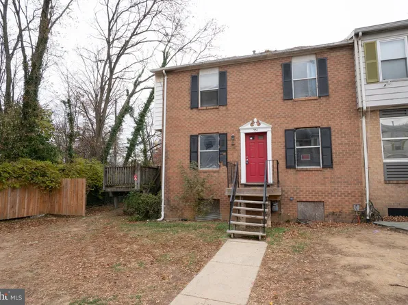 551 W Diamond Ave #17, Gaithersburg, MD 20877