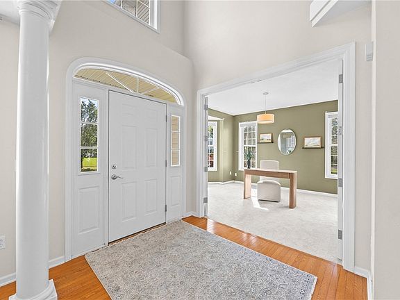 3rd image of 29 Coralburst Cres