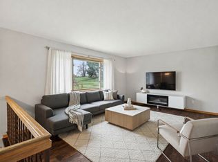 7275 Pontiac Cir, Chanhassen, MN 55317