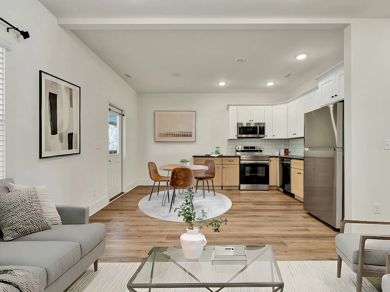 3 bed, 2.5 bath, 1388 sqft, $1,850 — Photo 4