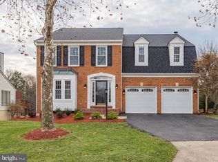 43127 Weatherwood Dr, Ashburn, VA 20147