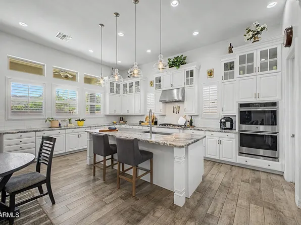 7701 S BARLOW Drive, Gilbert, AZ 85298
