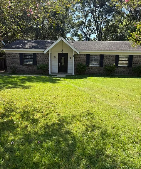 5743 Pheasant Ct — Photo 1