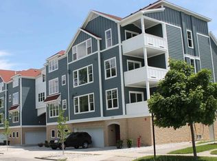 817 7th St #210, Traverse City, MI 49684