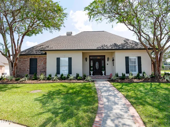 120 Claremont Cir, Lafayette, LA 70508