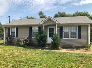 805 Washington Ave, Oak Grove, KY 42262