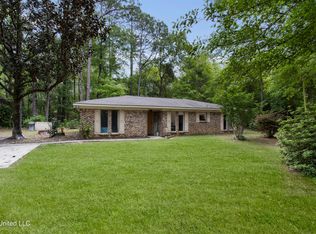 11912 Forest Crest Ln, Vancleave, MS 39565