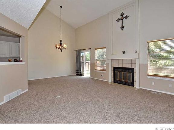 5th image of 8121 Steadman Dr
