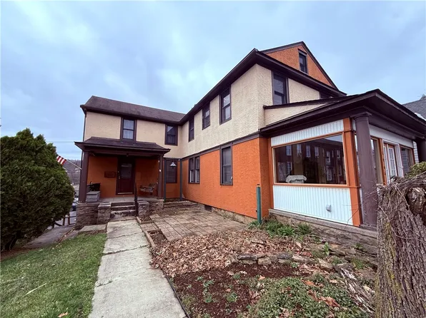 1406 Somerset Ave, Windber, PA 15963